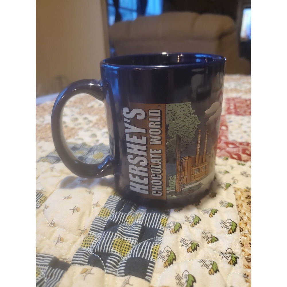 Hershey's Chocolate World Souvenir Coffee Mug Cup Blue 2001 trademark of Hershe